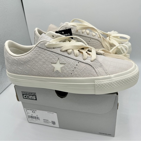 NWT Converse One Star Pro OX Egret Grey Sneakers Croc Embossed